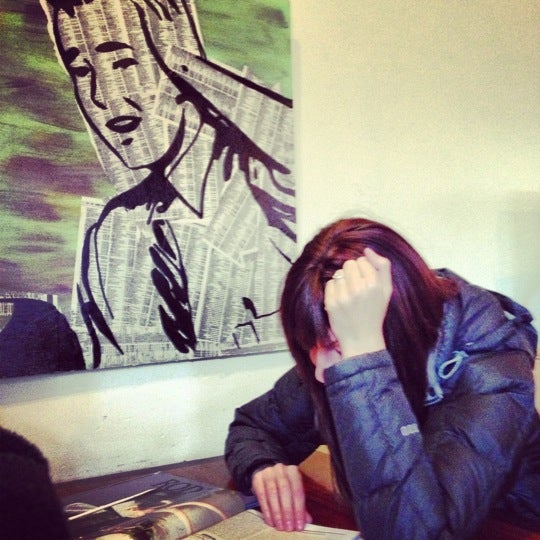 11/4/2012にStephanie K.がGallery Cafeで撮った写真