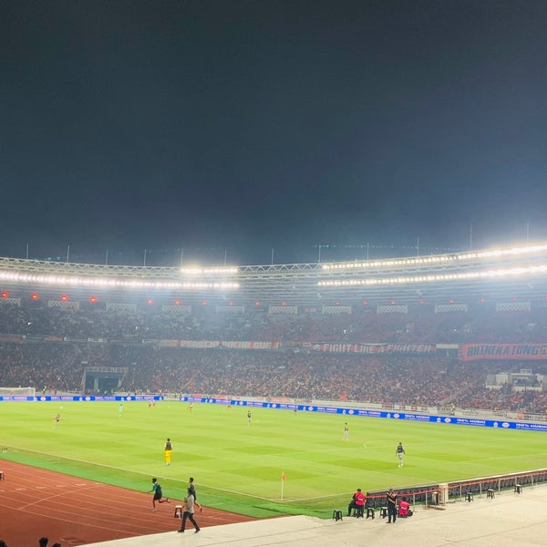 Foto tirada no(a) Stadion Utama Gelora Bung Karno (GBK) por Aisyah Putri R. em 7/30/2023