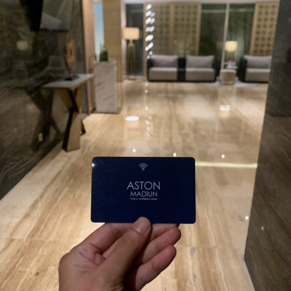 Снимок сделан в Aston Madiun Hotel &amp; Conference Center пользователем Aisyah Putri R. 8/27/2023