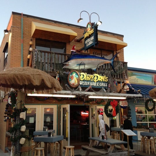 11/25/2012에 Don T.님이 Dirty Don&#39;s Oyster Bar &amp; Grill에서 찍은 사진