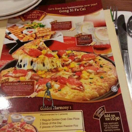 Pizza Hut Pizza Place in Ipoh