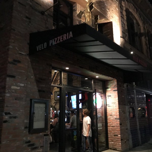 Photo prise au Velo Pizzeria par Stephen S. le5/28/2018