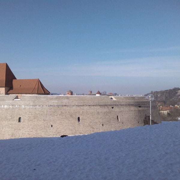 2/28/2013 tarihinde Arvydas D.ziyaretçi tarafından Barbakanas'de çekilen fotoğraf