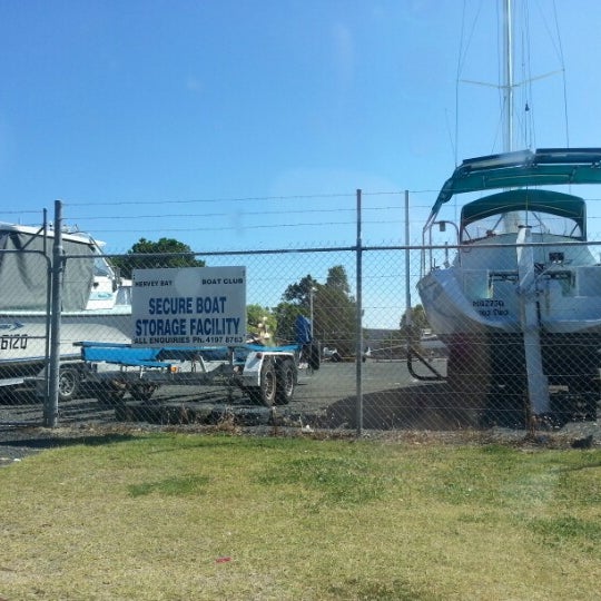 Photo taken at Hervey Bay Boat Club by Dulia S. on 12/6/2012