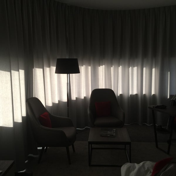 รูปภาพถ่ายที่ Bilderberg Parkhotel Rotterdam โดย amado เมื่อ 1/5/2017