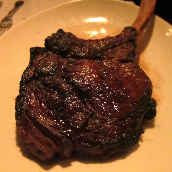 the 24 oz aged rib eye is ridiculous with their homemade sauce. the sides, yorkshire creamed spinach and corn creme brulee, are interesting spins on two my of favorite classic steak side dishes.