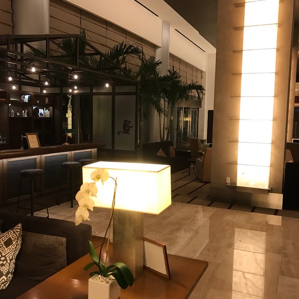 4/11/2017 tarihinde Bryan E.ziyaretçi tarafından Loews Atlanta Hotel'de çekilen fotoğraf