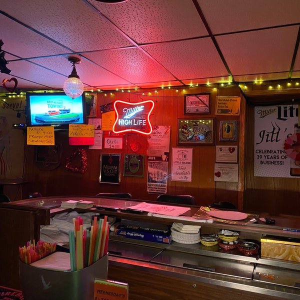 Jill's Bar Bar in Downtown Green Bay