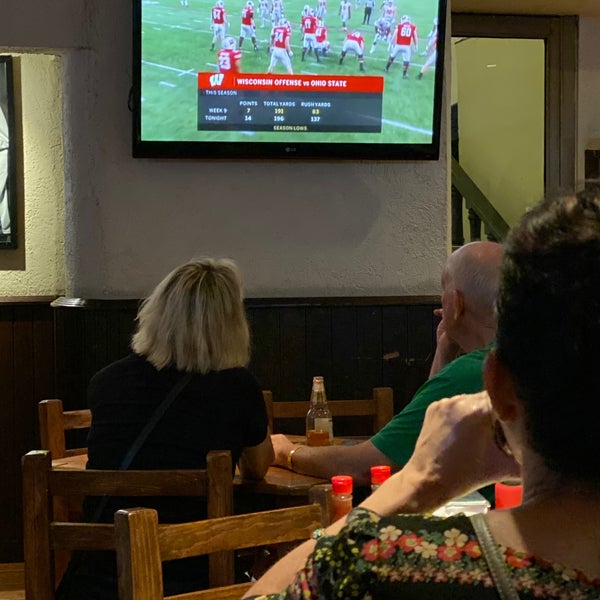 12/8/2019 tarihinde Patrick O.ziyaretçi tarafından El Torito Sports Bar &amp; BBQ House'de çekilen fotoğraf