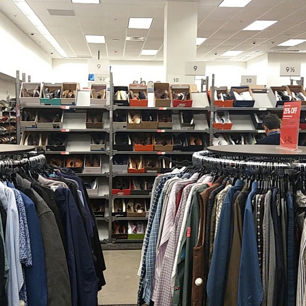 Nordstrom Rack Discount Store in White Plains