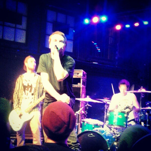 Photo taken at In The Venue by Nathan L. on 11/18/2012