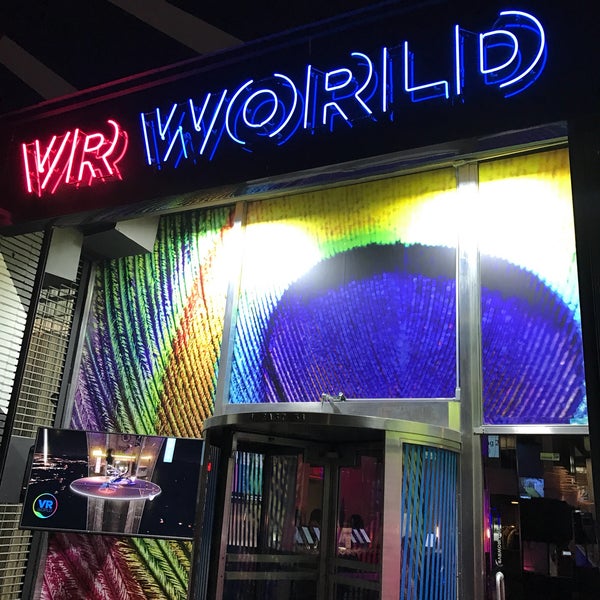 รูปภาพถ่ายที่ VR World NYC โดย 玮祎 张. เมื่อ 3/28/2018