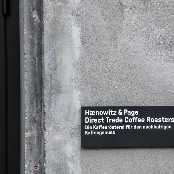 รูปภาพถ่ายที่ Hænowitz &amp; Page Rösterei โดย Hænowitz &amp; Page Rösterei เมื่อ 6/26/2017