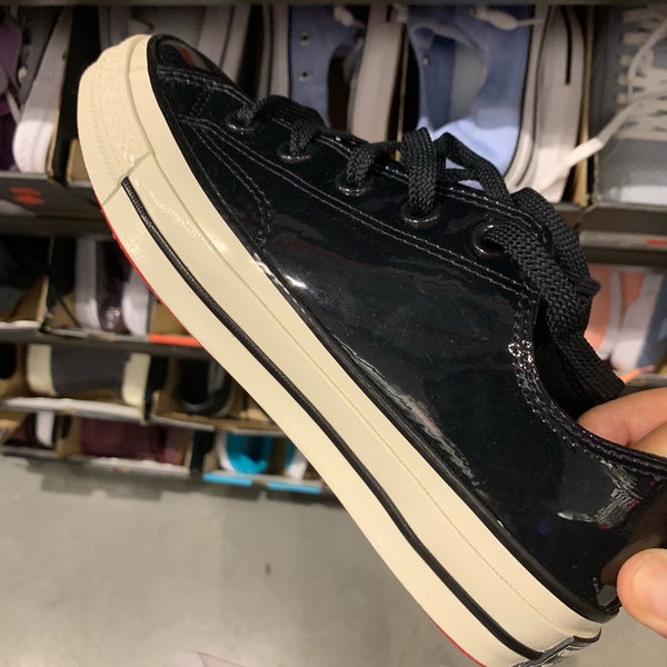 Converse outlet york hot sale