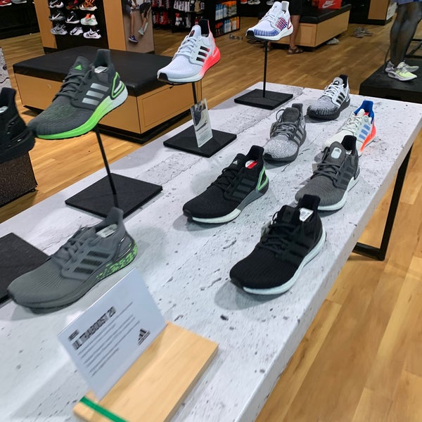 DICK'S Sporting Goods (Now Closed) Fairfax, VA