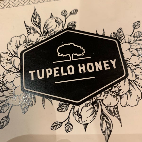 8/26/2019 tarihinde Leo C.ziyaretçi tarafından Tupelo Honey'de çekilen fotoğraf