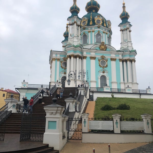 Foto diambil di Андріївська церква oleh Alex pada 9/17/2021