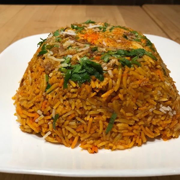 Chicken biryani was good, but you'll need to ask them to make it spicy
