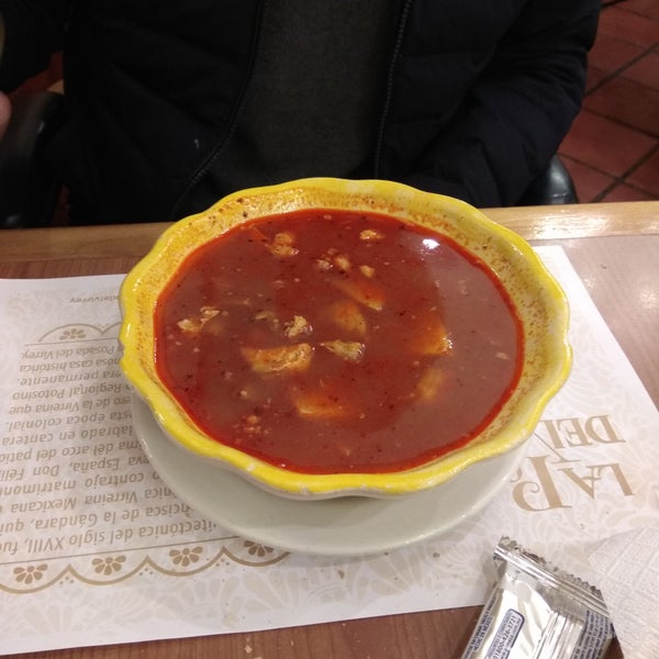 Pozole y pan