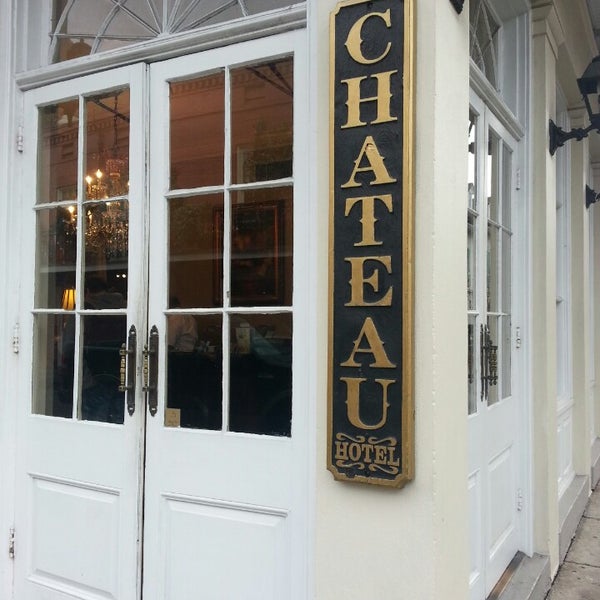 รูปภาพถ่ายที่ Chateau Hotel โดย Svetlana G. เมื่อ 5/1/2013