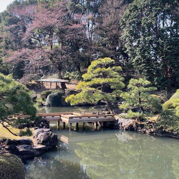 東屋 Historic Site In 新宿区