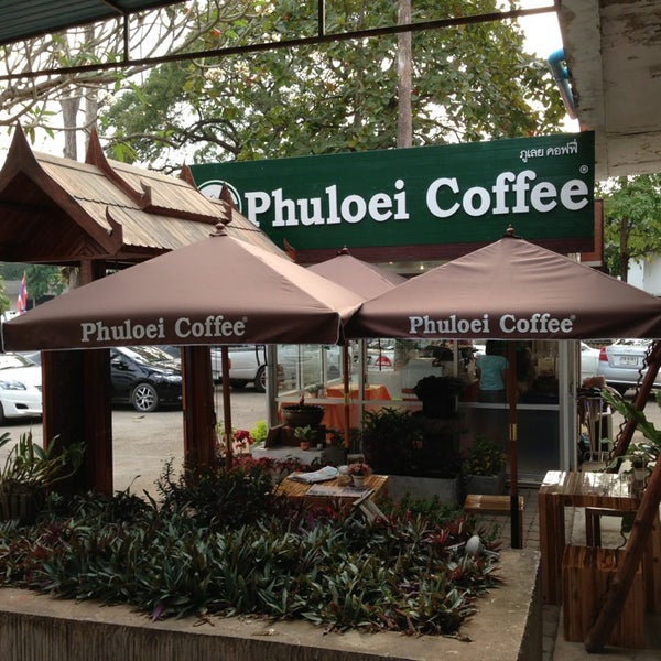 Photo taken at Phuloei Coffee by Kittinut S. on 1/24/2013