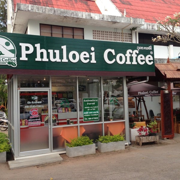 Photo taken at Phuloei Coffee by Kittinut S. on 1/23/2013
