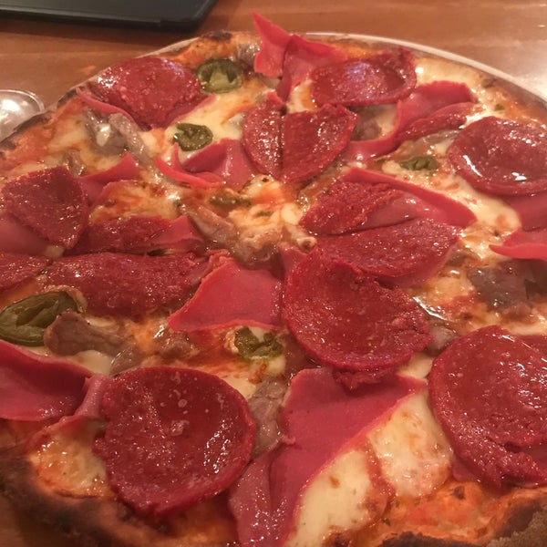 One of the best pizza I had ever had.