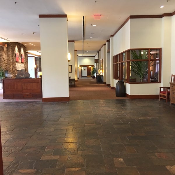 6/2/2017 tarihinde Yawei L.ziyaretçi tarafından Emory Conference Center Hotel'de çekilen fotoğraf
