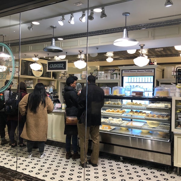 Magnolia Bakery Bakery in NoMa