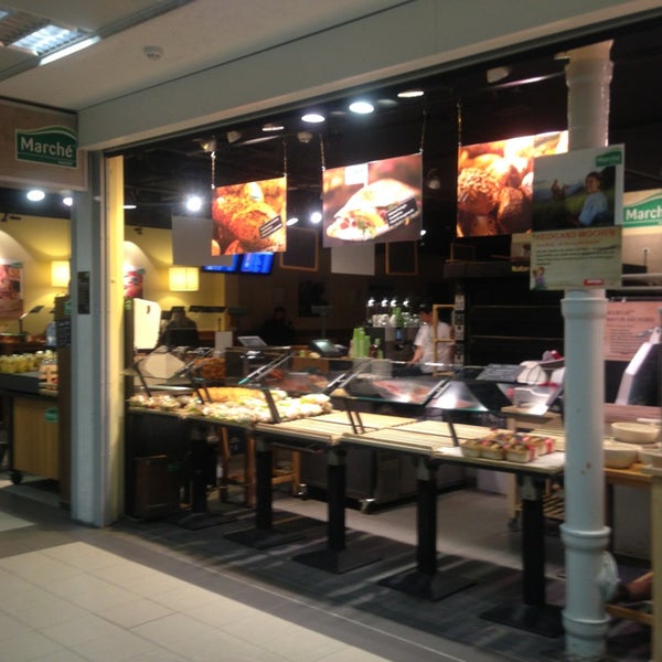 Ресторан леон франция. Терминал бистро. Бар с цветами. Терминал бистро. Терминал бистро.