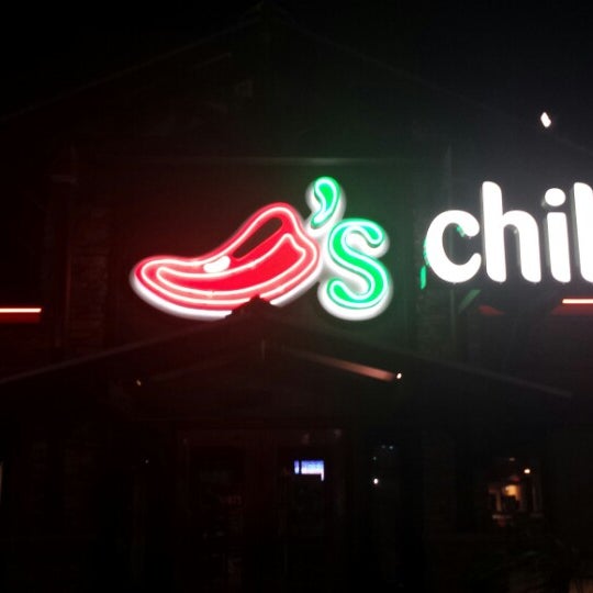 Photo taken at Chili&#39;s Grill &amp; Bar by Corey on 5/26/2014