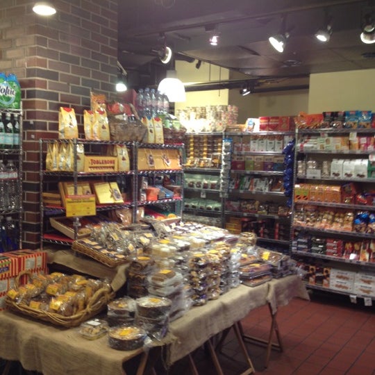 Gourmet Garage Gourmet Shop in New York