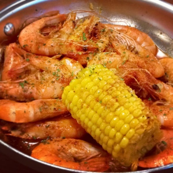 Crab Bucket - Seafood Restaurant in Makiki - Lower Punchbowl - Tantalu