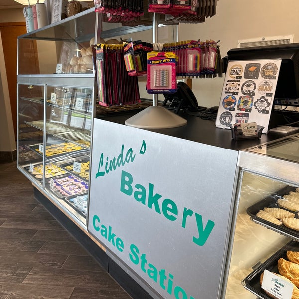 Photo taken at Linda&#39;s Bakery by Biz T. on 5/28/2024
