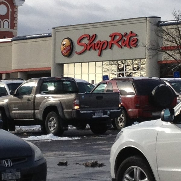 ShopRite of Poughkeepsie-Fairview has opened at Hudson Heritage