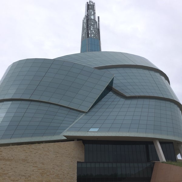 Photo taken at Canadian Museum for Human Rights by Stephan V. on 6/14/2017