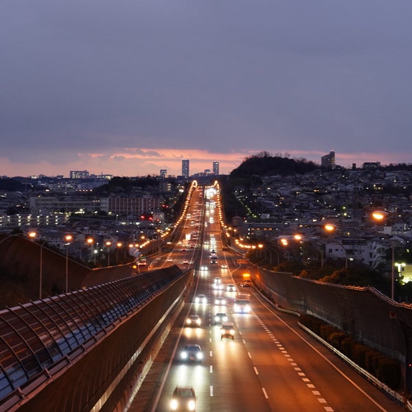 天王谷跨道橋 30人の訪問者 から 1つのTip 件