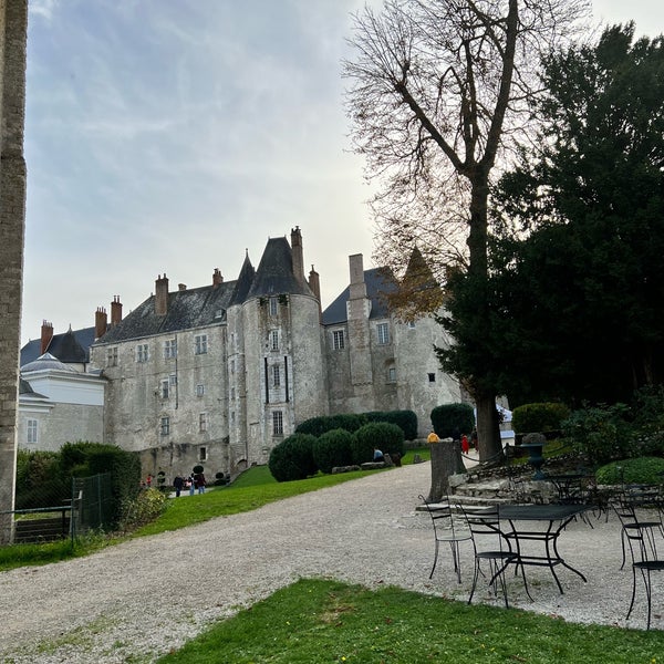 Снимок сделан в Château de Meung-sur-Loire пользователем Vicdan U. 11/1/2022