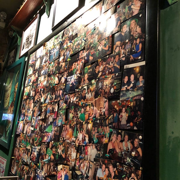 Photo taken at The Dublin Gate Irish Pub by Kazuhiro M. on 9/9/2018