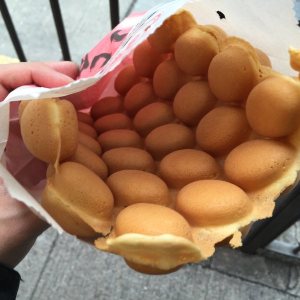 Сколько яиц в ячейке картонной. Яйцо тонкоклювой кайры. Сладости клипарт овал. Яйцо кайры. Egg point.