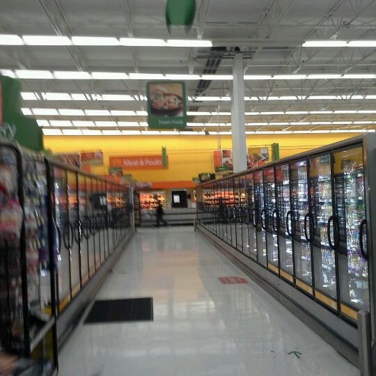 Walmart Supercenter 577 N Germantown Pkwy