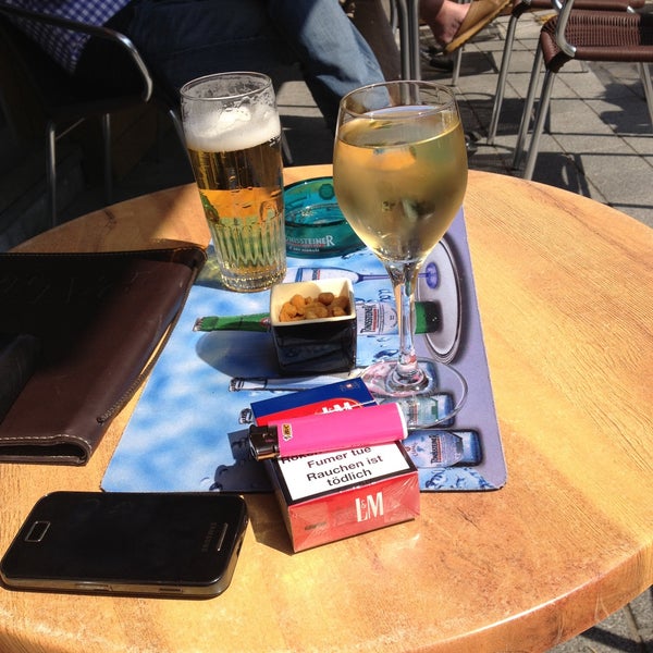 22 pub. Beaulie river pub. Фасад бара. Бар крафт севастопольская. Крафт 22 бар симферопольский.