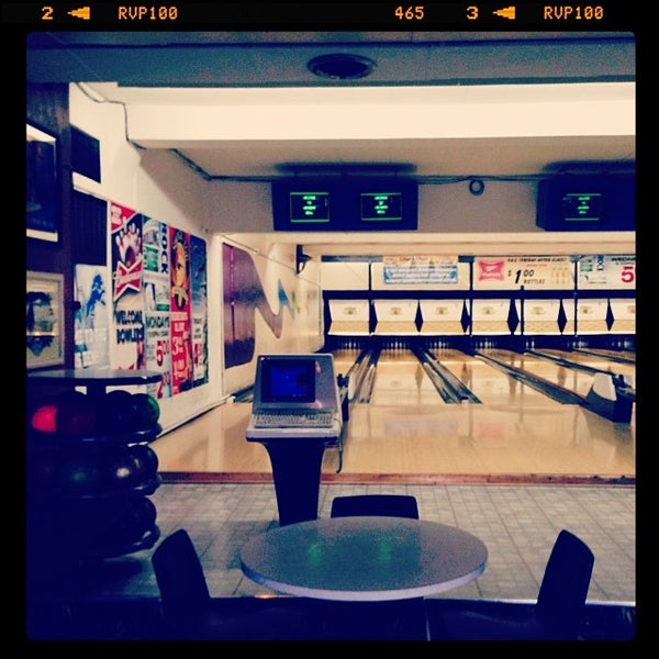 Photo taken at Wenger&#39;s Bowling Center by Kwesi R. on 11/3/2013