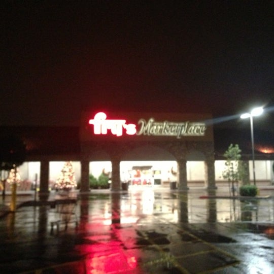 Fry's Marketplace Grocery Store in Phoenix