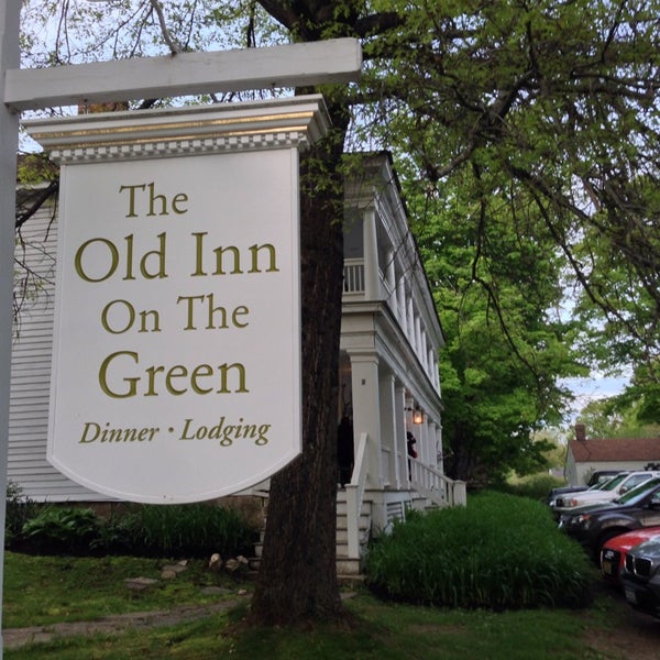 Photo taken at The Old Inn On The Green by Tyler on 5/26/2014