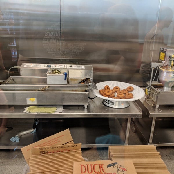 Foto diambil di Duck Donuts oleh Russell S. pada 6/1/2018