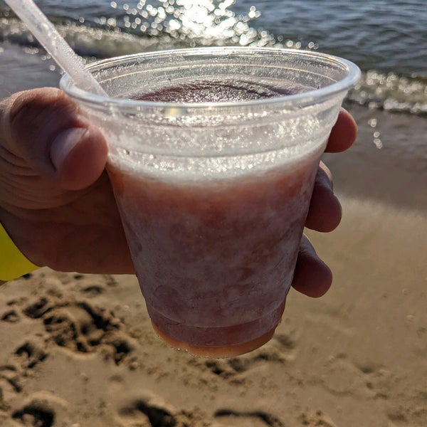 Dirty Dave's Island Tiki Bar