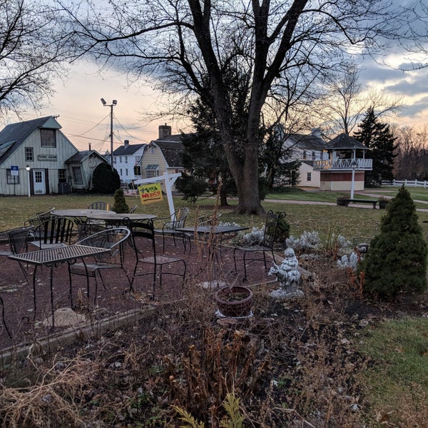 Turntable Junction Shopping Mall in Flemington