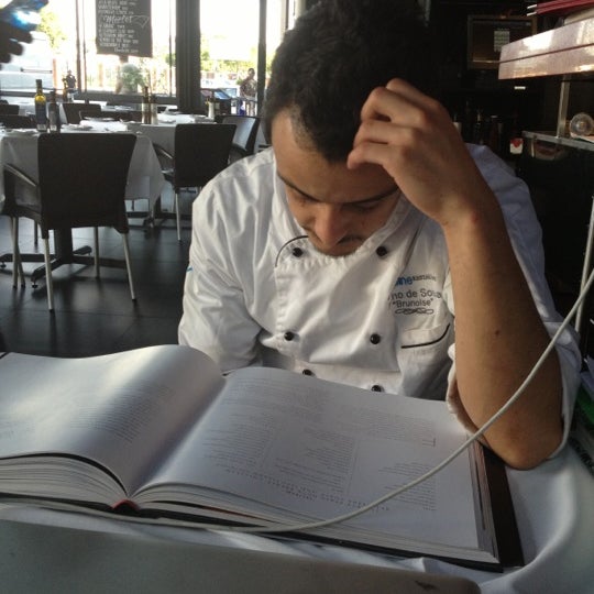 11/7/2012にDaniel Z.がAlpine Restaurantで撮った写真